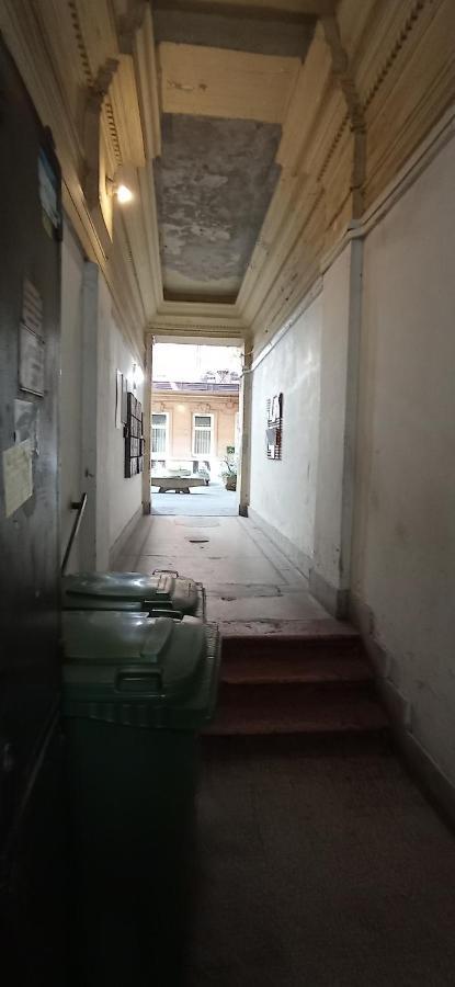 Osvat Apartments Budapest Luaran gambar