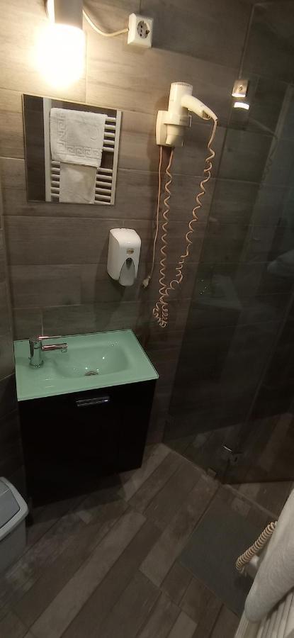 Osvat Apartments Budapest Luaran gambar